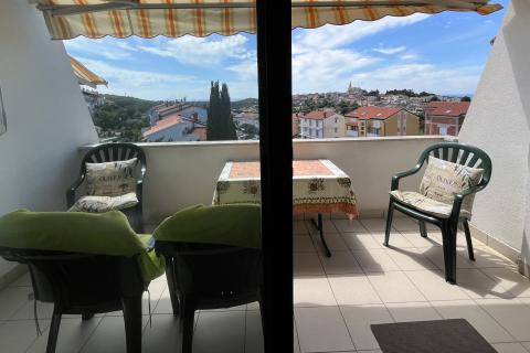 Istra, Vrsar - stan s prekrasnim pogledom na more i stari grad
