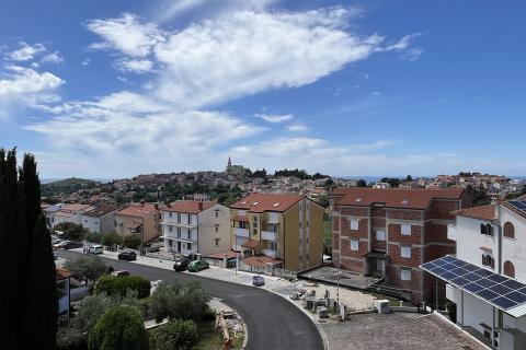 Istra, Vrsar - stan s prekrasnim pogledom na more i stari grad