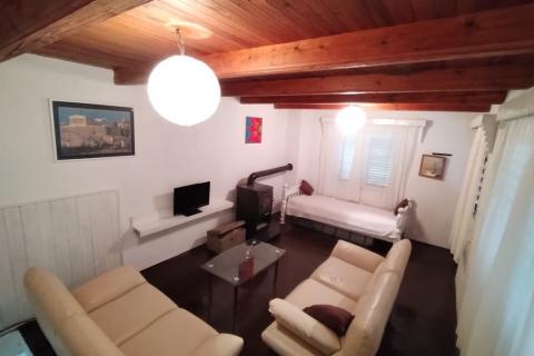 House Ervenik Zlatarski-dio, Zlatar, 43m2