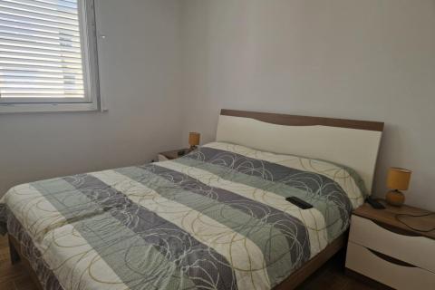 Flat/Appartement Mundanije, Rab, 52m2