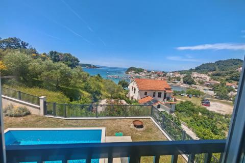 Rab, Kampor- luksuzna kuća 70 m od mora