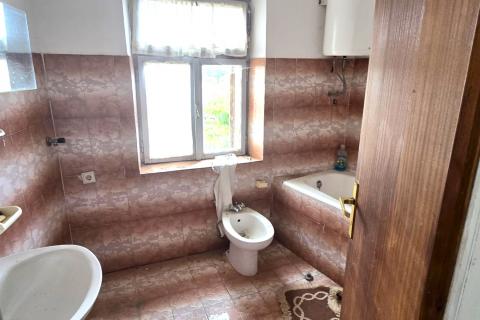 Huis Bale, 300m2