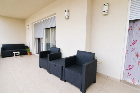 Novigrad &ndash; Komforan stan s krovnom terasom i pogledom na more, 500 m od plaže