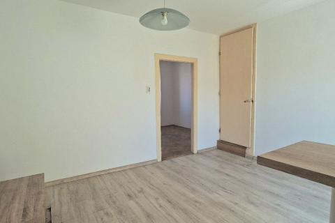 Istra.Buje-autohtona kuća u nizu