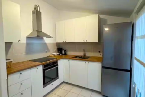 Istria, Valle, appartamento con due camere da letto + posto auto, terrazza e vista mare