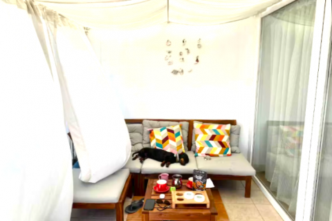 Istria, Valle, appartamento con due camere da letto + posto auto, terrazza e vista mare
