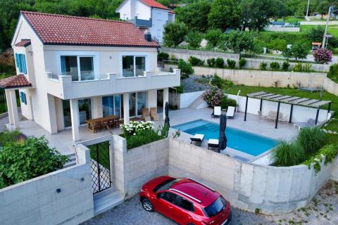 Crikvenica, Bribir &ndash; casa mediterranea con piscina e giardino