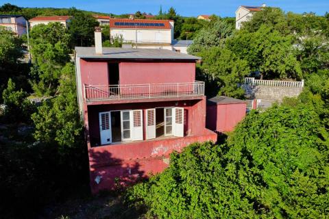 Crikvenica, Jadranovo - kuća za adaptaciju sa velikim dvori&scaron;tem