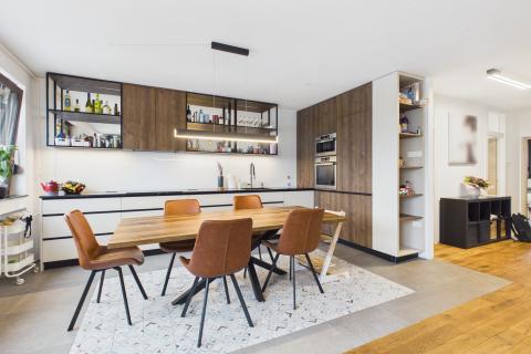 Zagreb stan Martinovka-VIRTUALNA &Scaron;ETNJA-3 spavaće sobe-2 lođe
