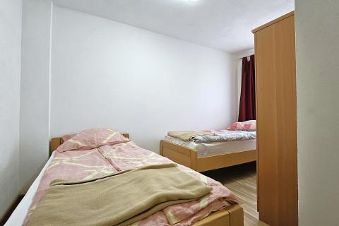 Istra, Buje- autohtona kuća s 4 stana