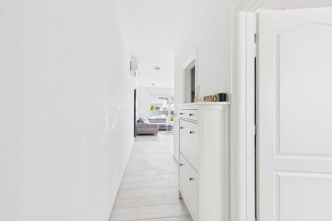 Novigrad &ndash; Moderno appartamento con una camera da letto e ampia terrazza in affitto a lungo termine
