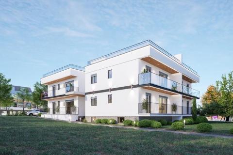 Istra, Umag - stan novogradnja, terasa, parking, pogled na more