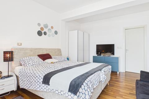 Istria, Cittanova (Novigrad) &ndash; Appartamento nel centro citt&agrave;, a 30 m dal mare