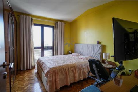 Istra, Rovinj - Prostran trosoban stan na dobroj lokaciji