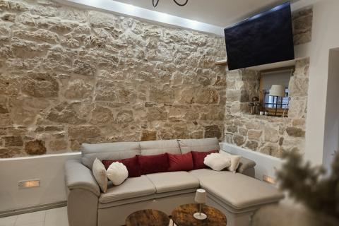 Wohnung 39 QM in Rovinj  mit 8 QM Terrasse