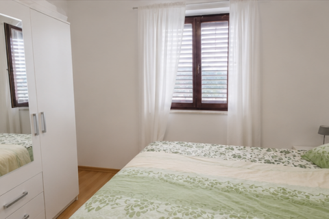 Rovinj, Wohnung im historischen Stadtzentrum, Neubau, in einer ruhigen, verkehrsfreien Stra&szlig;e gelegen, mit Terrasse.
