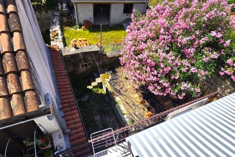 Rovinj, Wohnung im historischen Stadtzentrum, Neubau, in einer ruhigen, verkehrsfreien Stra&szlig;e gelegen, mit Terrasse.