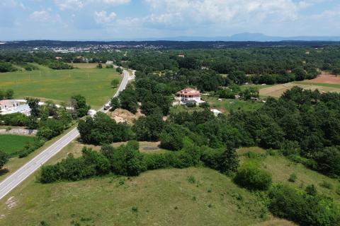 Istra, Žminj - građevinsko i poljoprivredno zemlji&scaron;te