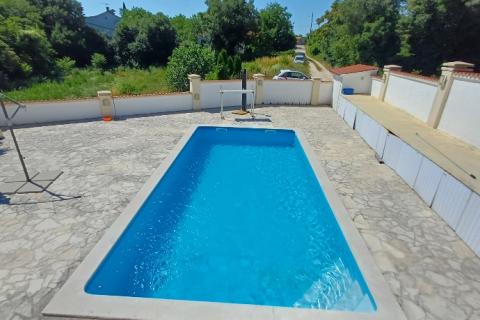 Istrien, Filipana &ndash; Istrisches Steinhaus mit Swimmingpool und Nebengeb&auml;uden