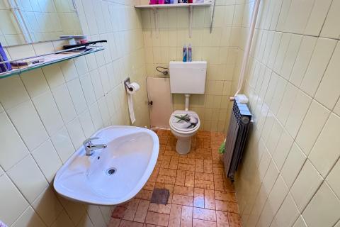 Ogulin, samostojeća kuća, garaža