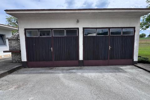 Ogulin, samostojeća kuća, garaža
