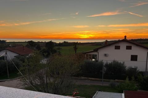 Istrien, Novigrad &ndash; 300 m vom Meer | Wohnung in der historischen Villa Adorno mit Meerblick