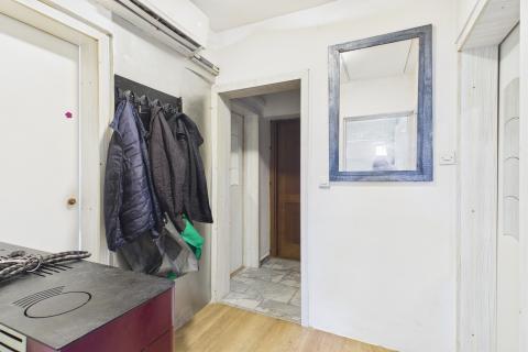 Huis Caprag/Željezara, Sisak, 45,72m2