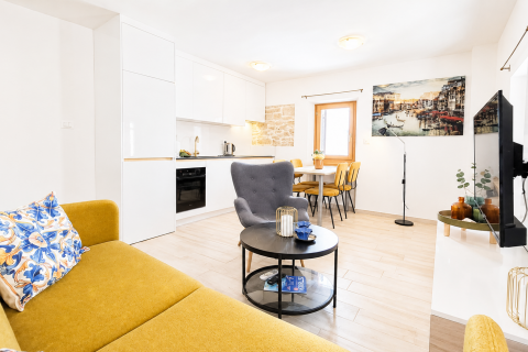 Istrien, Novigrad &ndash; Wohnung zur langfristigen Vermietung im Zentrum