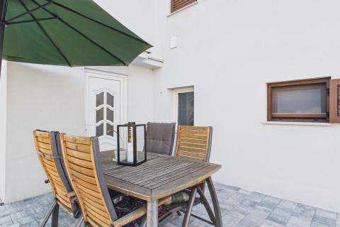 Istria, Cittanova &ndash; Appartamento recentemente ristrutturato con terrazza vicino al mare