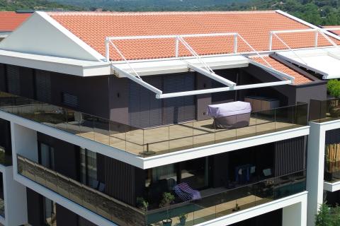 ISTRA, ROVINJ - Penthouse 185 m2 s pogledom na more i garažom 