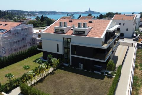 ISTRA, ROVINJ - Penthouse 185 m2 s pogledom na more i garažom 