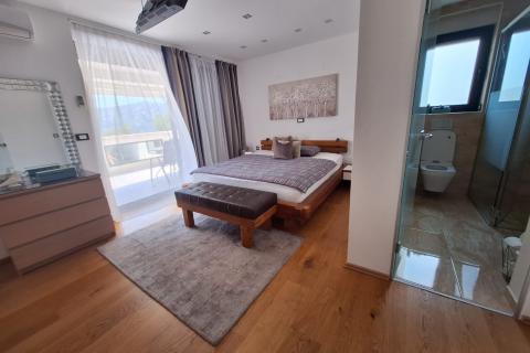 Haus Grižane-Belgrad, Vinodolska Općina, 398m2