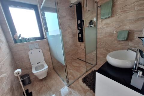 Haus Grižane-Belgrad, Vinodolska Općina, 398m2