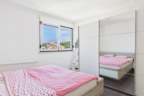 Condo/Apartment Turnić, Rijeka, 76,76m2