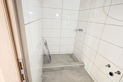 Attivit&agrave; commerciale Kurilovec, Velika Gorica, 75m2