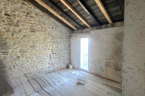 Istra,Buzet,Motovun-kamena kuća u nizu