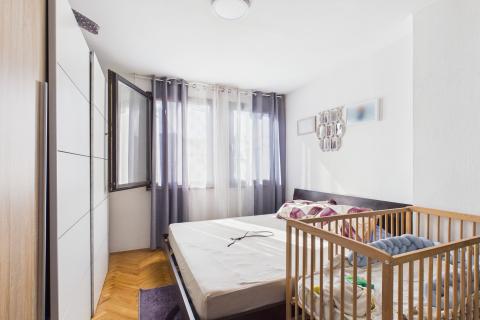 Casa Preseka Oborovska, Rugvica, 77m2