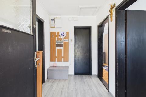 Casa Preseka Oborovska, Rugvica, 77m2