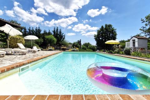 Istria, Svetvinčenat - Casa con piscina e giardino mediterraneo