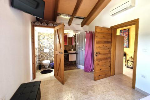 Istria, Svetvinčenat - Casa con piscina e giardino mediterraneo