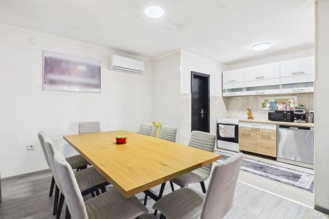 Casa Preseka Oborovska, Rugvica, 77m2