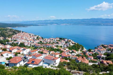 Terreno edificabile Vrbnik, 1.193m2