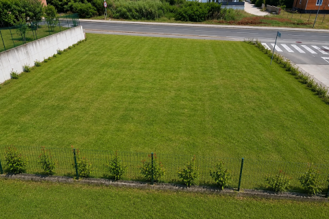 ISTRIA, CITTANOVA &ndash; Casa con appartamenti e terreno edificabile, a soli 800 m dal mare