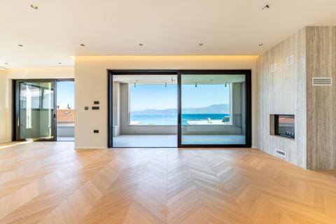 Condo/Apartment Kostrena, 200m2