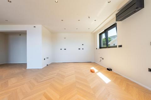 Condo/Apartment Kostrena, 200m2