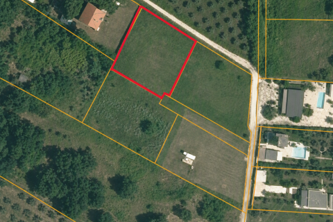 ISTRIA, NOVIGRAD &ndash; Agricultural Land 1,127 m&sup2;