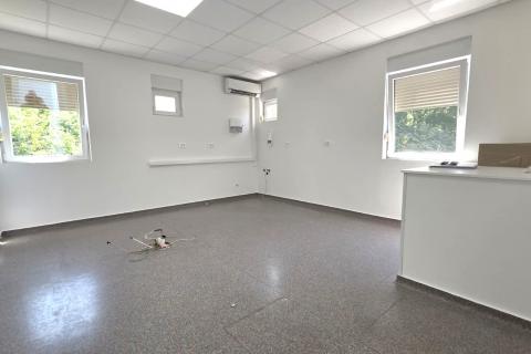 Офисное помещение Vi&scaron;kovo, 130m2