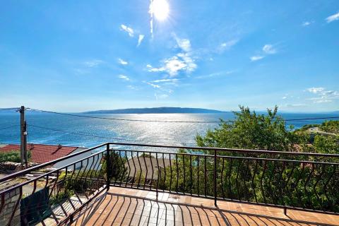 Senj &ndash; House with 3 Apartments, 150 m from the Sea