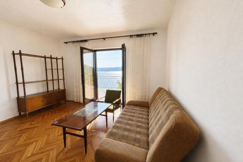 Senj &ndash; House with 3 Apartments, 150 m from the Sea
