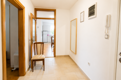 Malinska &ndash; Ground Floor Two-Bedroom Apartment with Private Garden